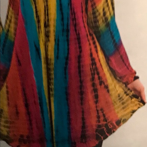 NWT.  Blouse by Sacred Threads.  218878. CL/GR04 - Picture 5 of 5